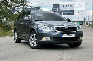 Универсал Skoda Octavia 2010 в 
