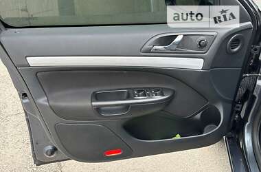 Универсал Skoda Octavia 2010 в 