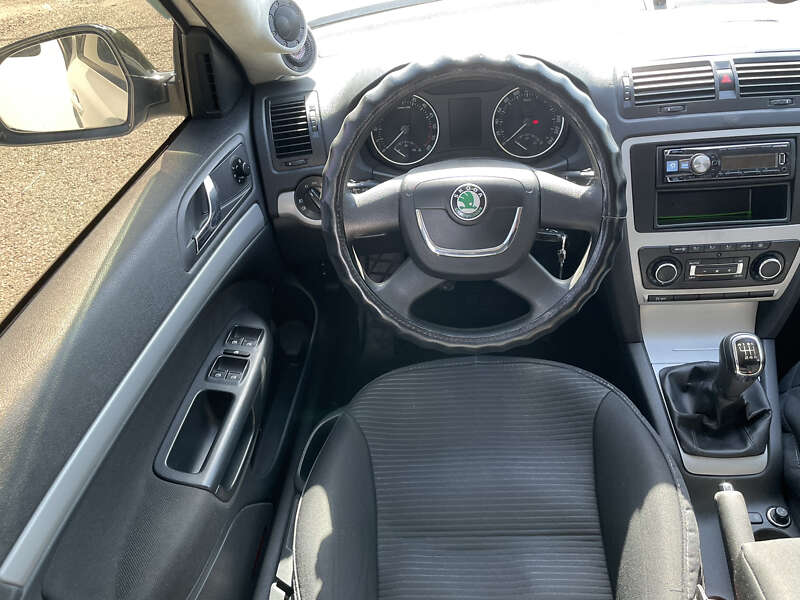 Ліфтбек Skoda Octavia 2012 в Чернівцях