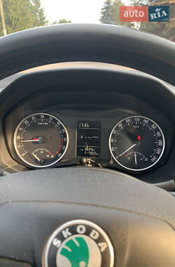 Универсал Skoda Octavia 2012 в 
