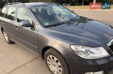 Универсал Skoda Octavia 2012 в 