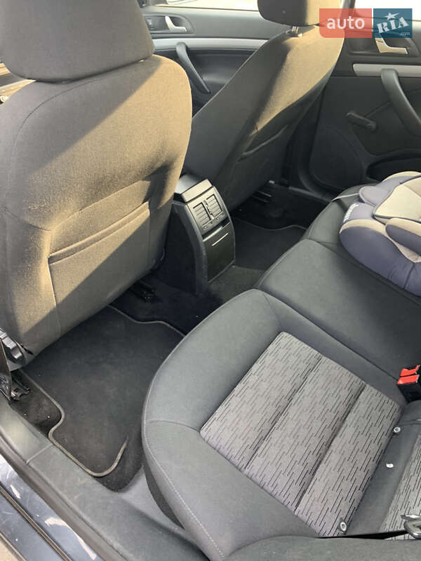 Універсал Skoda Octavia 2012 в Рівному