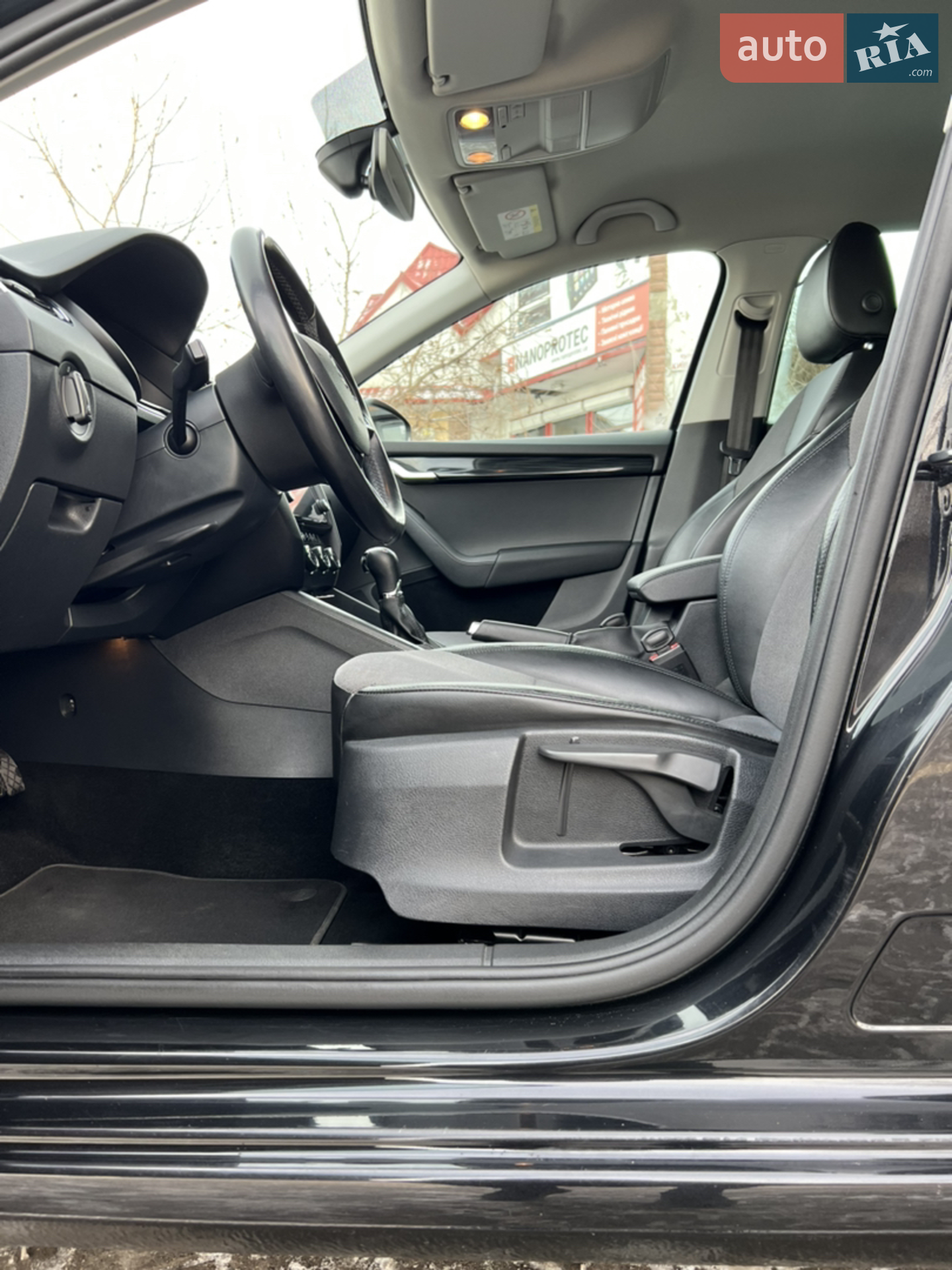 2017 Skoda Octavia - мініатюра 29