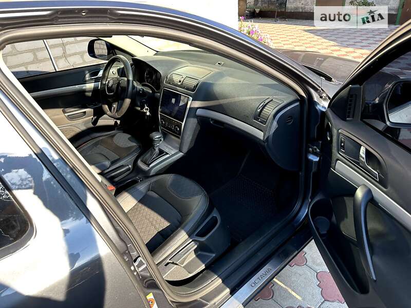 Лифтбек Skoda Octavia 2012 в Магдалиновке фото 24 Лифтбек Skoda Octavia 2012 в Магдалиновке