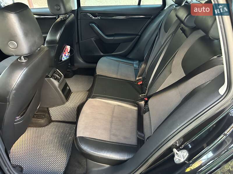 Универсал Skoda Octavia 2018 в Ужгороде