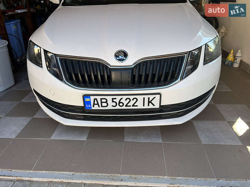 Лифтбек Skoda Octavia 2017 в Хмельнике