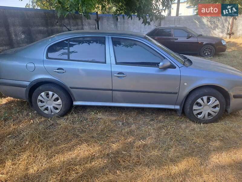 Ліфтбек Skoda Octavia 2002 в Богуславі