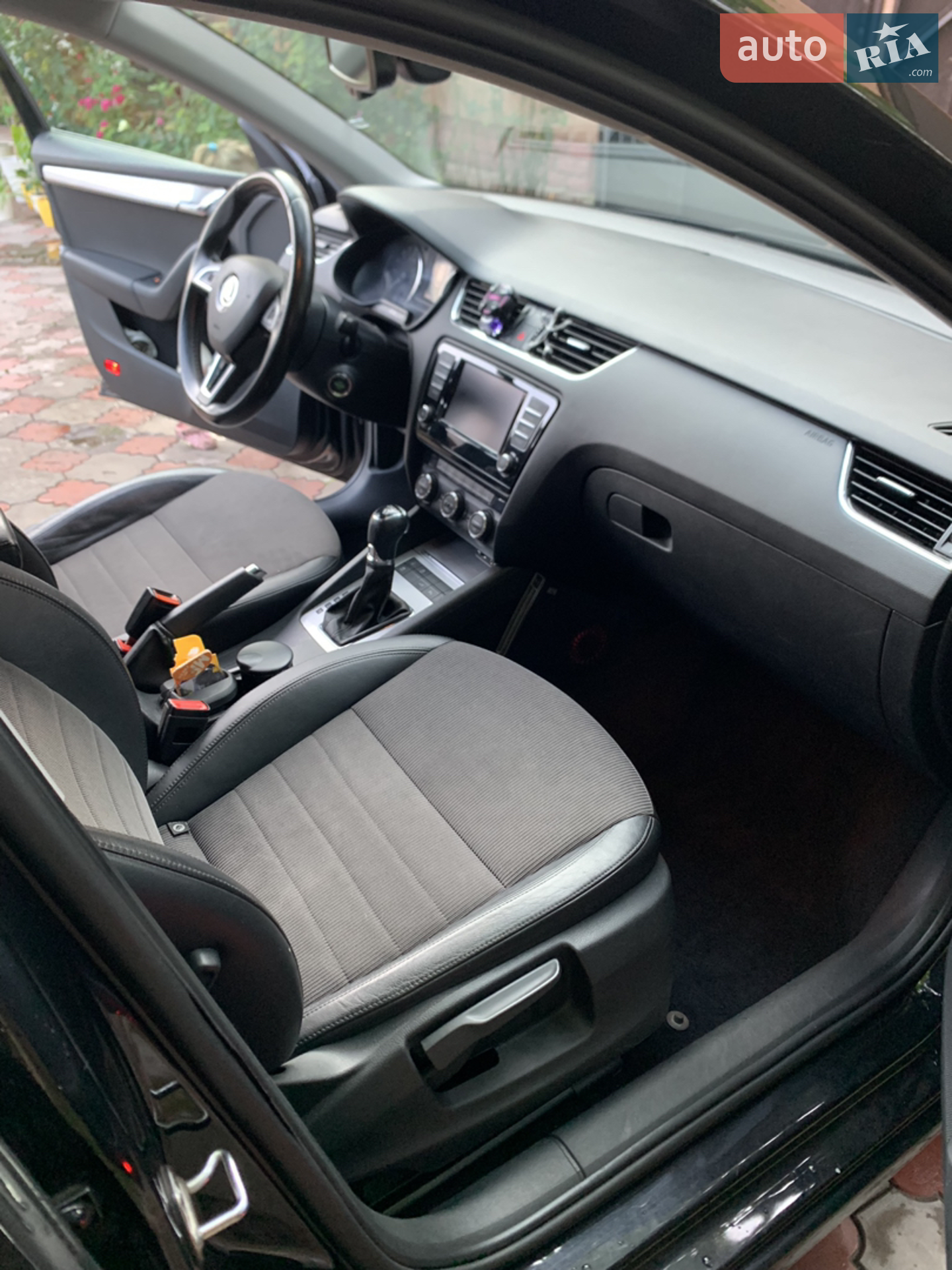 2016 Skoda Octavia - мініатюра 11