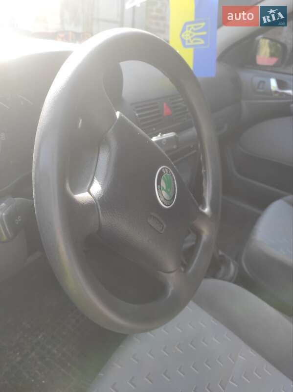 Ліфтбек Skoda Octavia 2001 в Мостиській