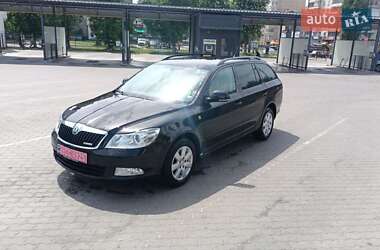 Универсал Skoda Octavia 2012 в 