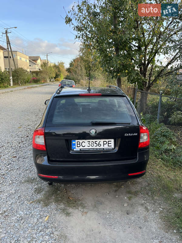 Универсал Skoda Octavia 2011 в Вышгороде