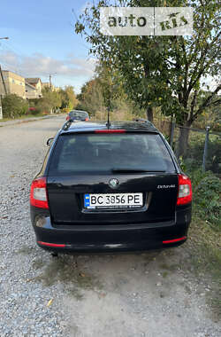 Універсал Skoda Octavia 2011 в Вишгороді