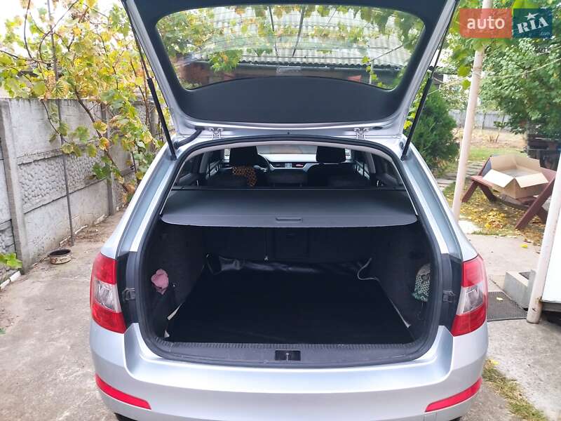 Универсал Skoda Octavia 2015 в Полтаве