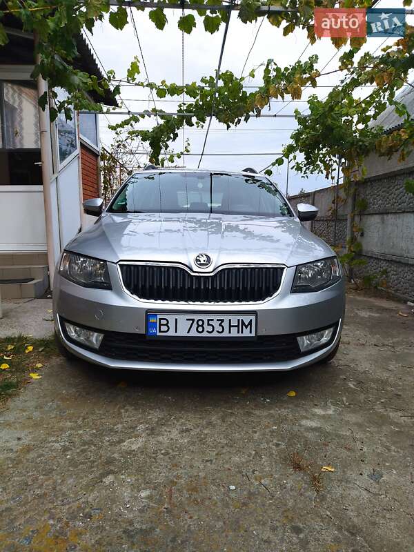 Универсал Skoda Octavia 2015 в Полтаве
