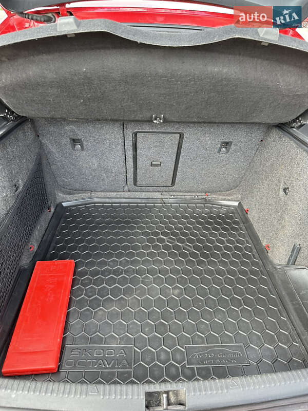 Ліфтбек Skoda Octavia 2013 в Дніпрі