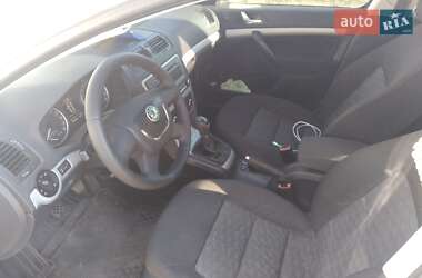 Универсал Skoda Octavia 2012 в 