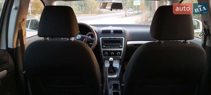 Універсал Skoda Octavia 2009 в Ставищі