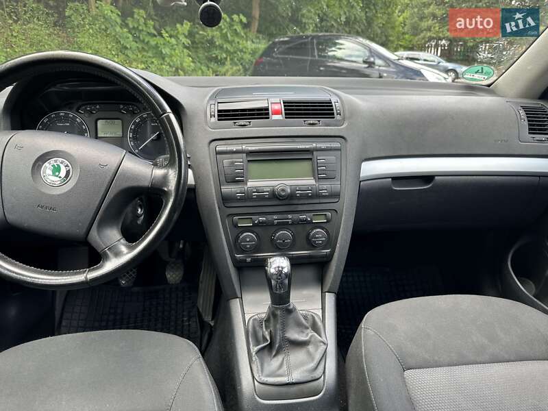 Універсал Skoda Octavia 2008 в Краматорську