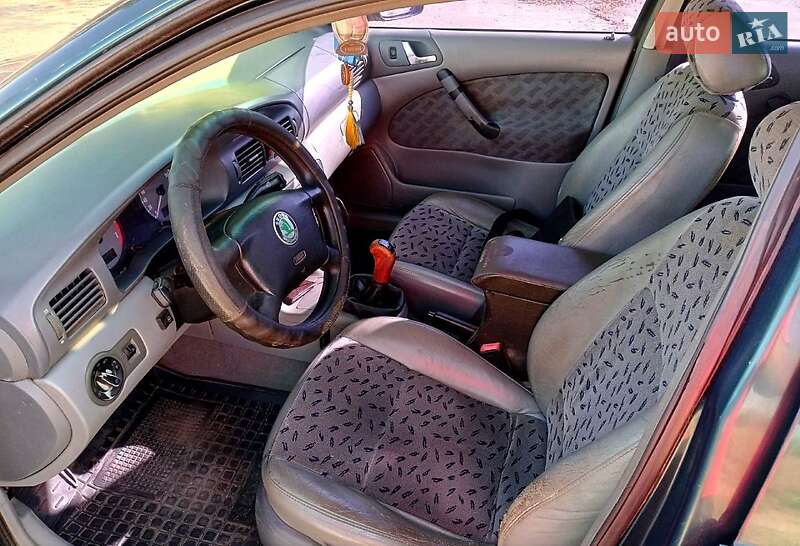 Ліфтбек Skoda Octavia 1998 в Дніпрі