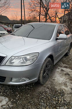 Ліфтбек Skoda Octavia 2011 в Чернівцях