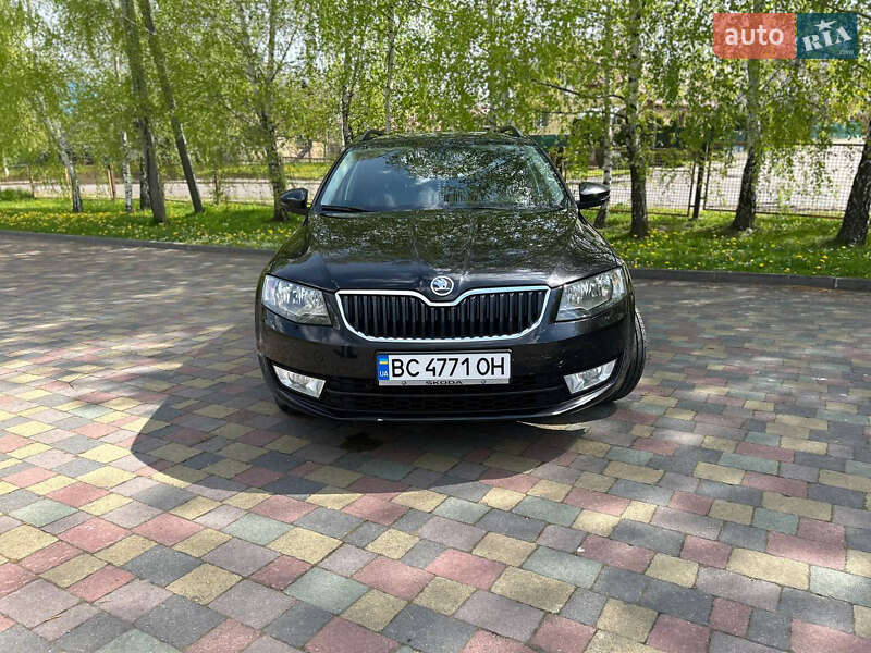 Універсал Skoda Octavia 2014 в Дрогобичі