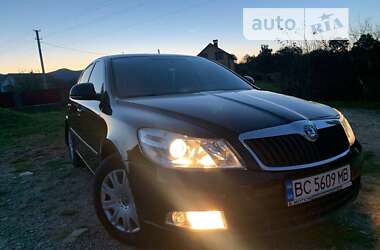 Лифтбек Skoda Octavia 2011 в Самборе