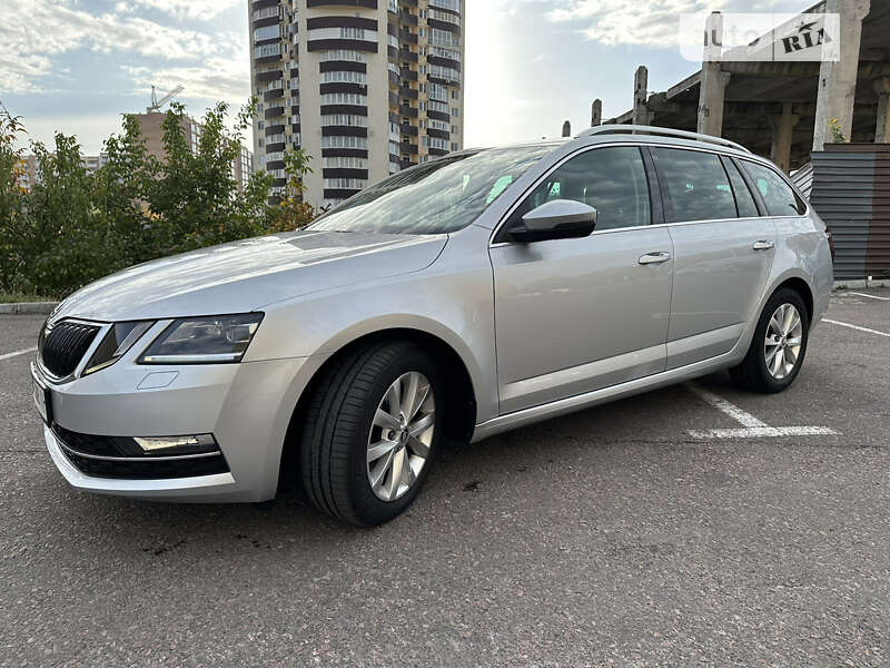 Універсал Skoda Octavia 2017 в Рівному