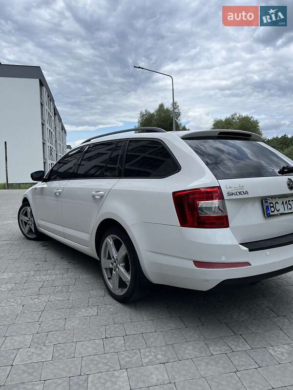 Универсал Skoda Octavia 2013 в Новояворовске