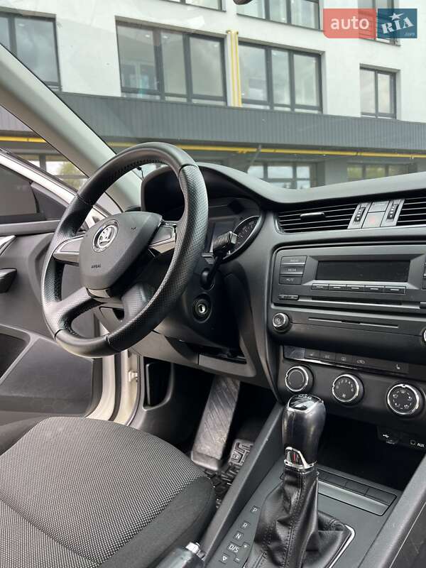 Универсал Skoda Octavia 2013 в Новояворовске