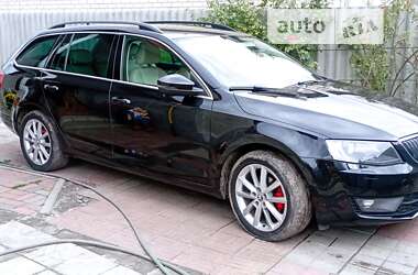 Универсал Skoda Octavia 2014 в Бобровице