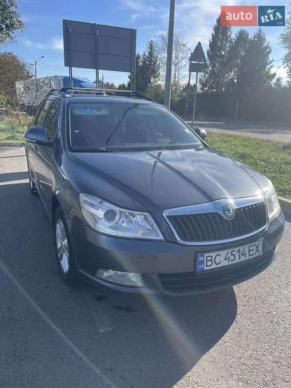 Универсал Skoda Octavia 2011 в Стрые