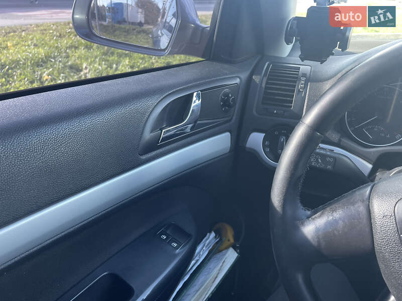 Универсал Skoda Octavia 2011 в Стрые