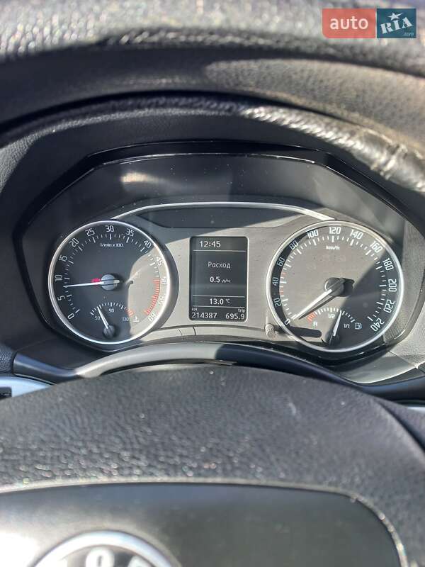 Универсал Skoda Octavia 2011 в Пирятине