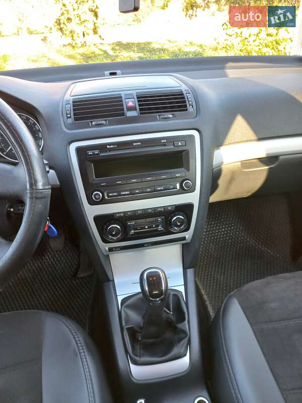 Универсал Skoda Octavia 2011 в Пирятине