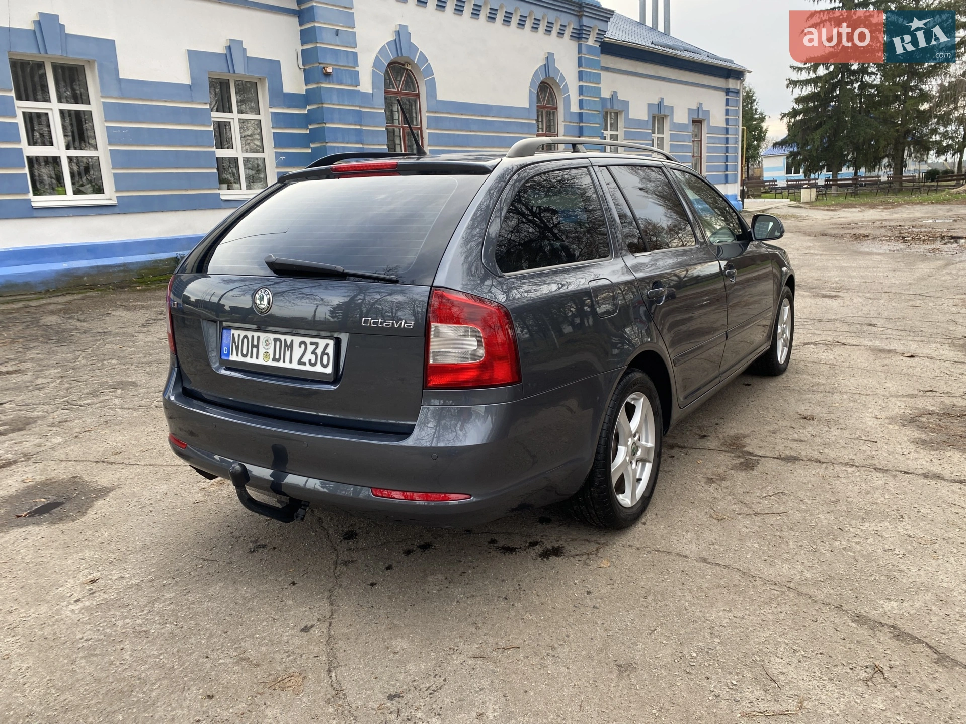 2010 Skoda Octavia - мініатюра 12
