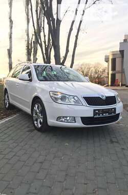 Універсал Skoda Octavia 2011 в Запоріжжі