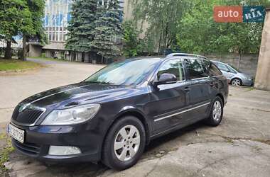 Универсал Skoda Octavia 2010 в Львове