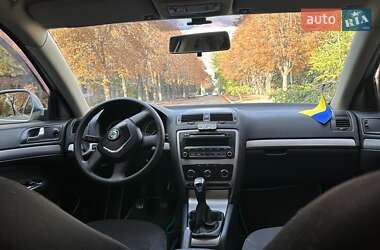 Лифтбек Skoda Octavia 2011 в 
