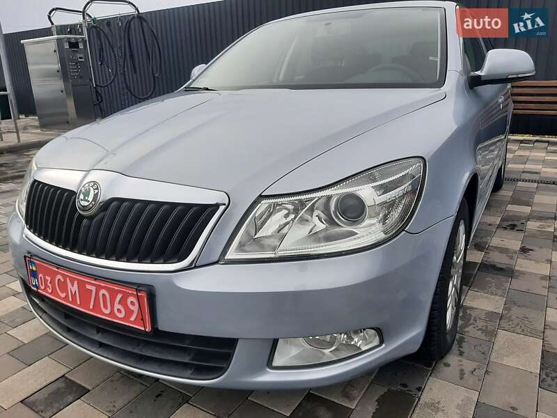 Лифтбек Skoda Octavia 2009 в Полтаве