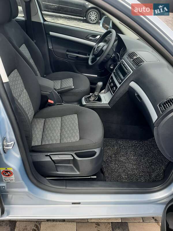Лифтбек Skoda Octavia 2009 в Полтаве