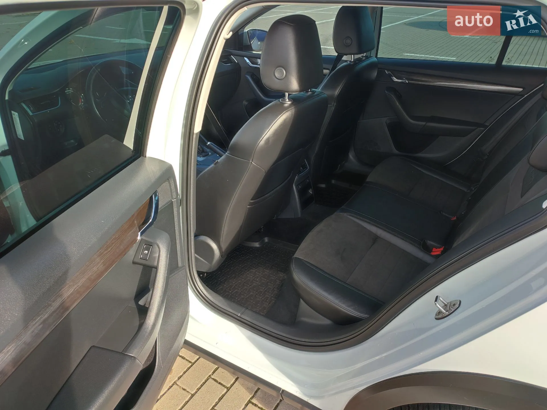 2015 Skoda Octavia - мініатюра 26