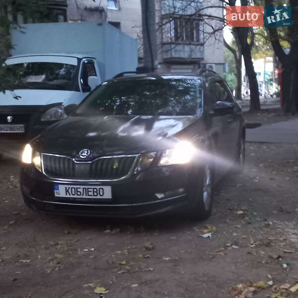 Універсал Skoda Octavia 2017 в Южному