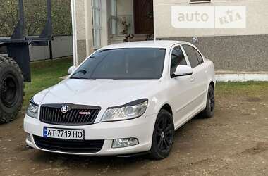 Лифтбек Skoda Octavia 2012 в 