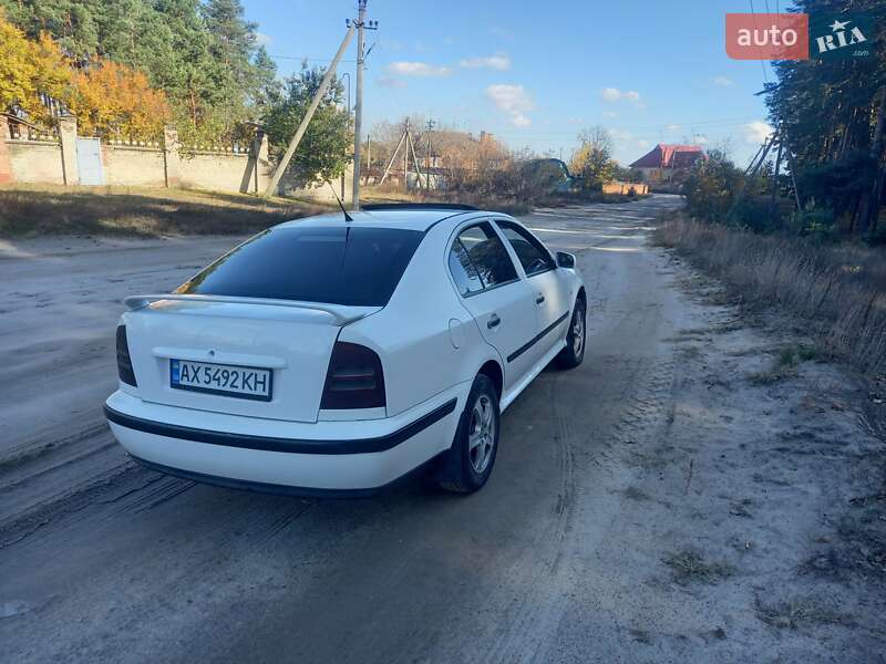 Ліфтбек Skoda Octavia 1999 в Мерефа