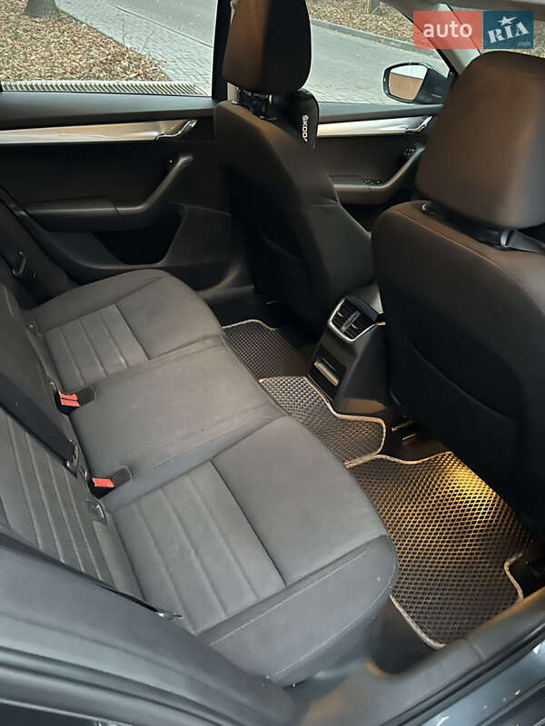 Універсал Skoda Octavia 2016 в Вінниці