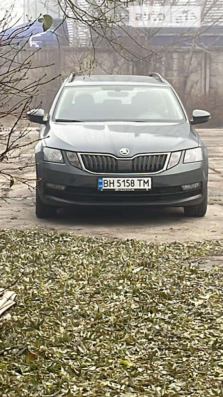 Універсал Skoda Octavia 2018 в Одесі