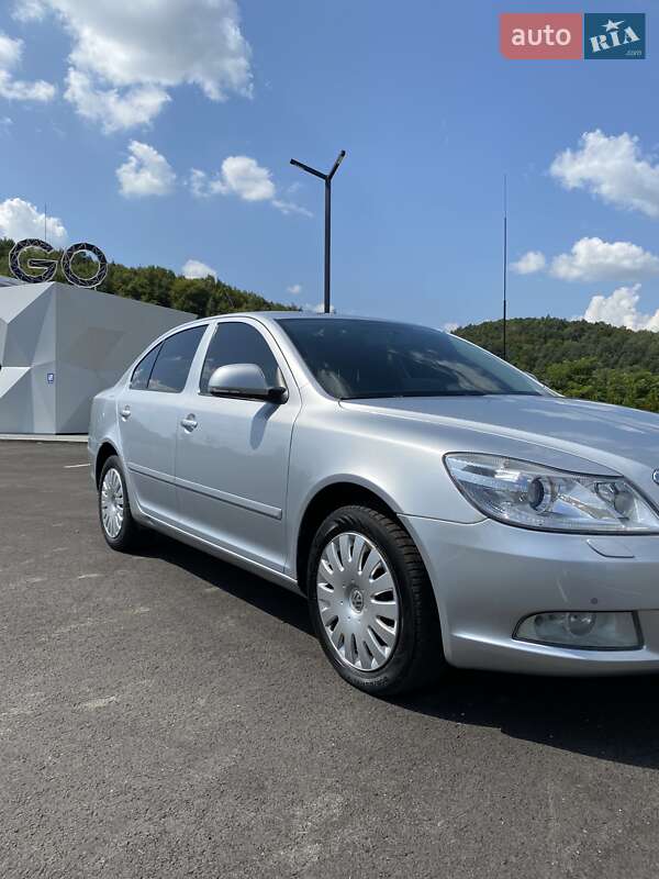 Лифтбек Skoda Octavia 2009 в Иршаве