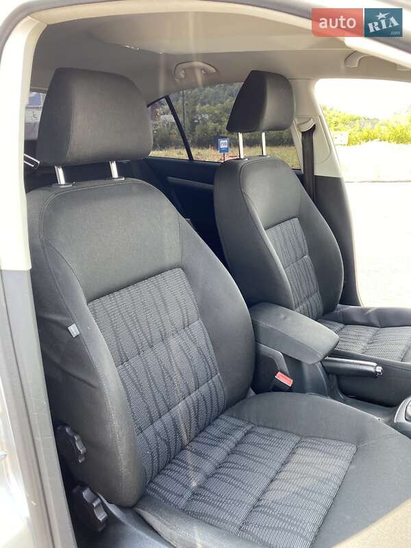 Лифтбек Skoda Octavia 2009 в Иршаве