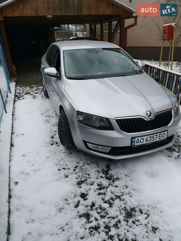 Лифтбек Skoda Octavia 2014 в Межгорье