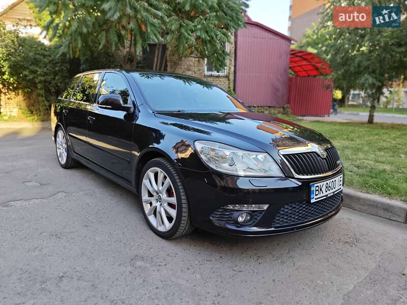 Універсал Skoda Octavia 2010 в Запоріжжі